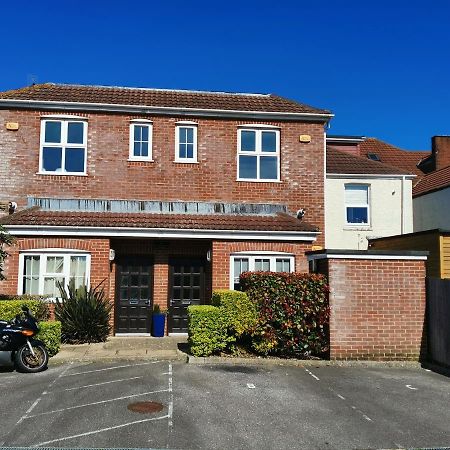 Appartement Poseidon Friends à Bornemouth Extérieur photo